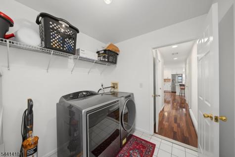 41 Nicole Lane Parsippany-troy Hills NJ 07054