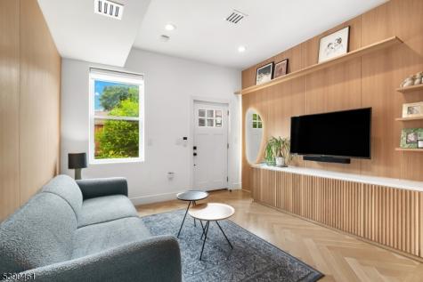 18 Highland Avenue Jersey City NJ 07306