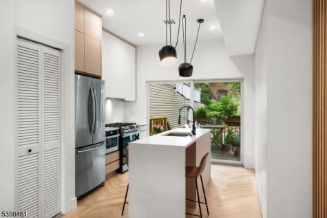 18 Highland Avenue Jersey City NJ 07306