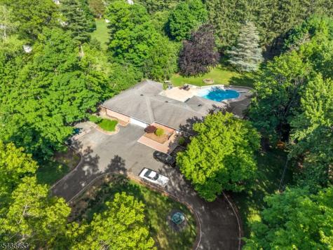 20 Conkling Road Roxbury NJ 07836