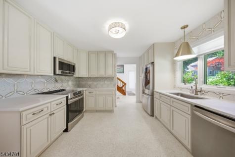 24 Freeman Avenue Denville NJ 07834