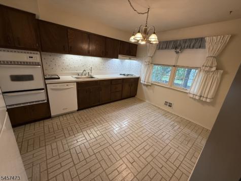 65 Branford Road Hanover NJ 07981