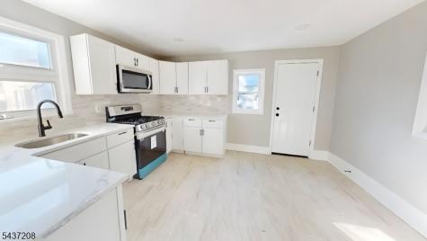 153 Knapp Avenue Hamilton NJ 08610