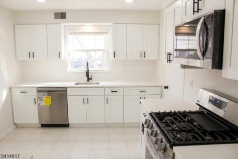 48 Rhea Run Hampton NJ 07860