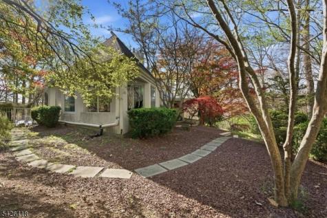 72 Washington Valley Road Morris NJ 07960