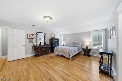 2 Old Orchard Road Mendham NJ 07960