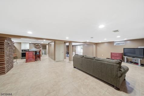 2 Old Orchard Road Mendham NJ 07960