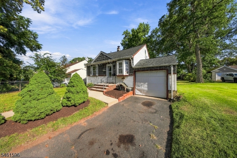 1757 Myrtle Avenue Plainfield NJ 07063