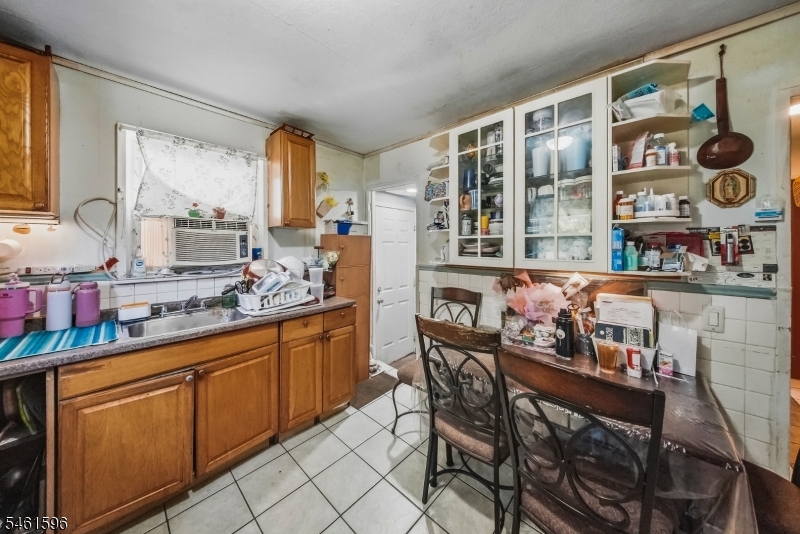 1757 Myrtle Avenue Plainfield NJ 07063