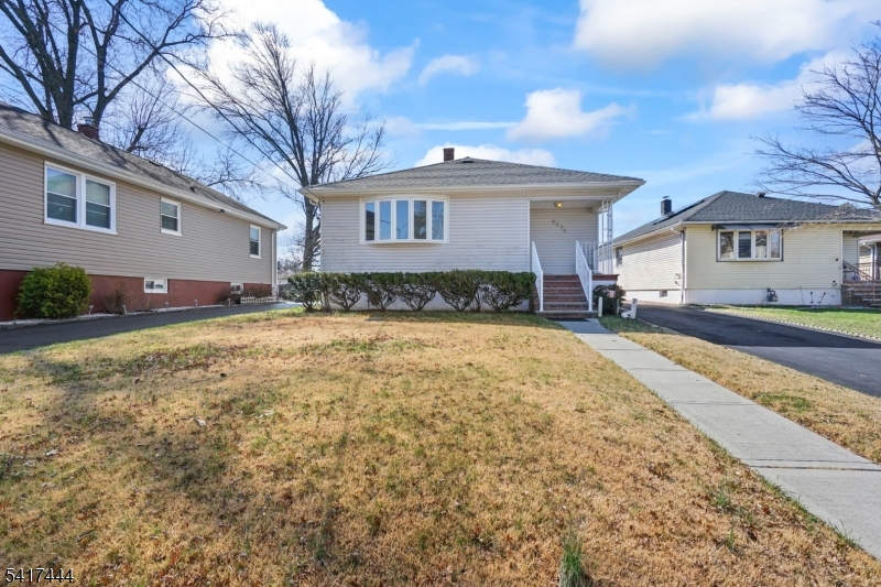 2075 Barnett Street Rahway NJ 07065