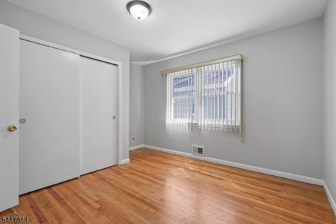 2075 Barnett Street Rahway NJ 07065