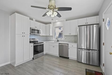 2075 Barnett Street Rahway NJ 07065