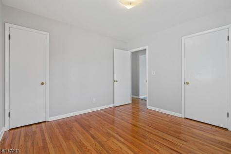 2075 Barnett Street Rahway NJ 07065