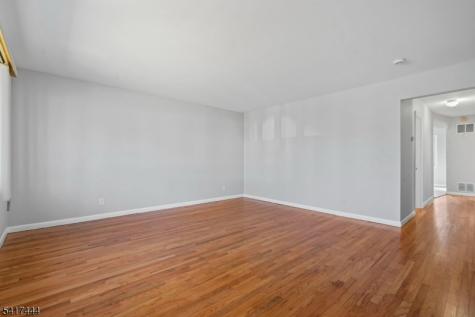 2075 Barnett Street Rahway NJ 07065
