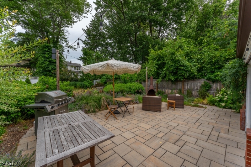 430 W 6th Avenue Roselle NJ 07203