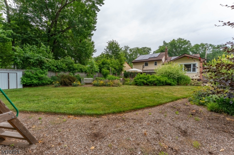 430 W 6th Avenue Roselle NJ 07203