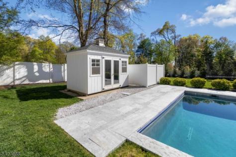 13 Robert Drive Chatham NJ 07928