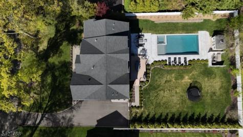 13 Robert Drive Chatham NJ 07928