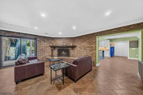 14 Waughaw Road Montville NJ 07082