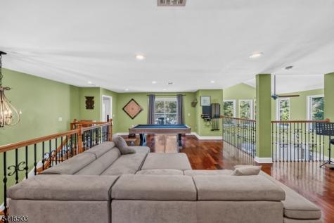14 Waughaw Road Montville NJ 07082