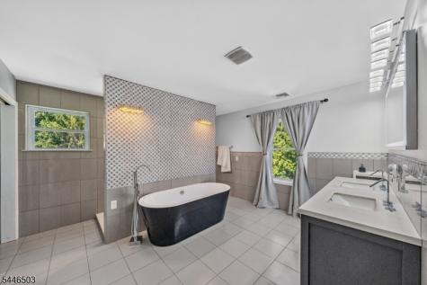 14 Waughaw Road Montville NJ 07082