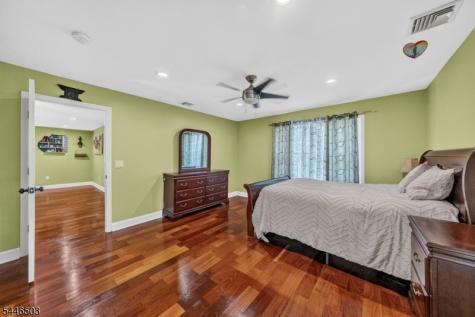 14 Waughaw Road Montville NJ 07082