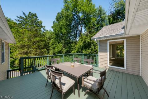 14 Waughaw Road Montville NJ 07082