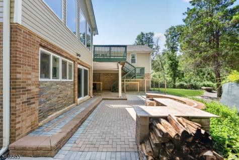 14 Waughaw Road Montville NJ 07082