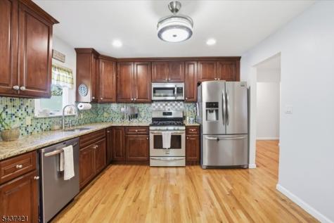 157 Sussex Avenue Morris NJ 07960