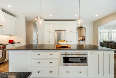 17 Spencer Drive Morris NJ 07960