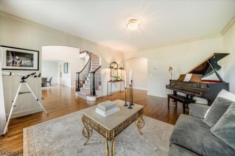 17 Spencer Drive Morris NJ 07960