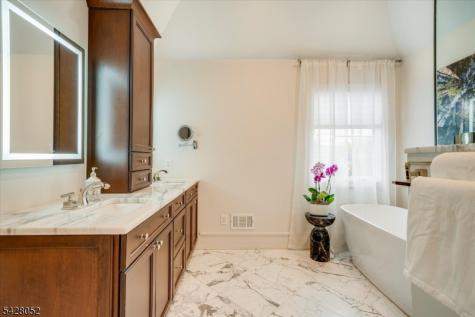 17 Spencer Drive Morris NJ 07960