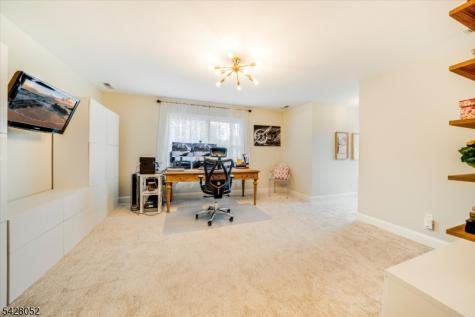 17 Spencer Drive Morris NJ 07960