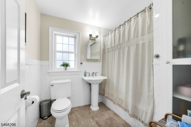 58 Beech Street Nutley NJ 07110