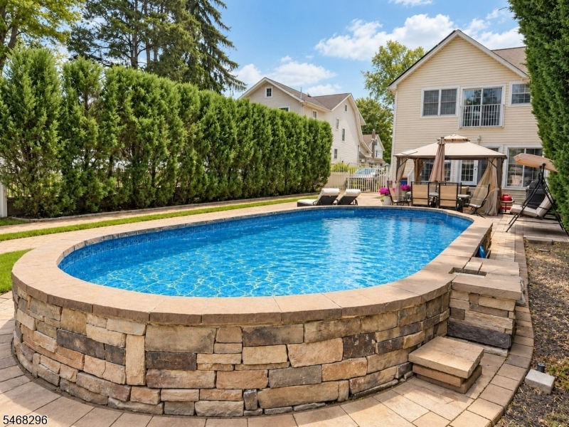 58 Beech Street Nutley NJ 07110