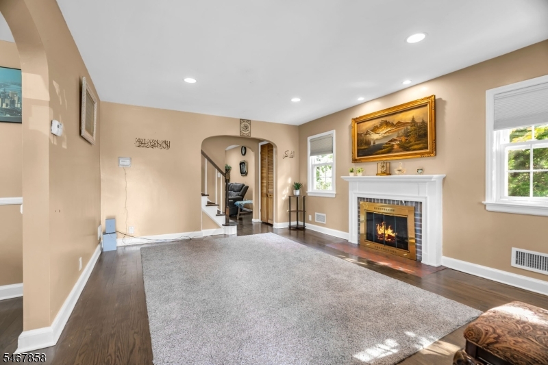 125 Romaine Avenue Maywood NJ 07607