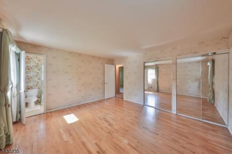 28 Scott Drive Hillsborough NJ 08844