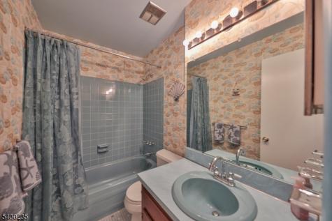 28 Scott Drive Hillsborough NJ 08844