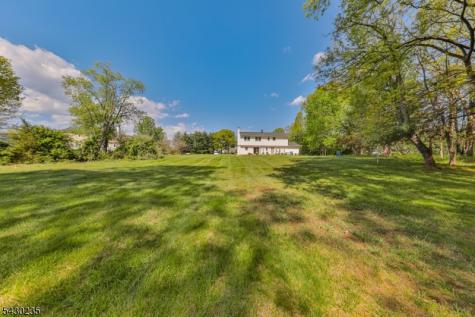 28 Scott Drive Hillsborough NJ 08844