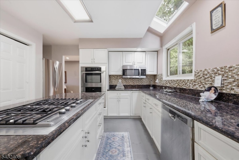 112 Knob Hill Road Washington NJ 07840