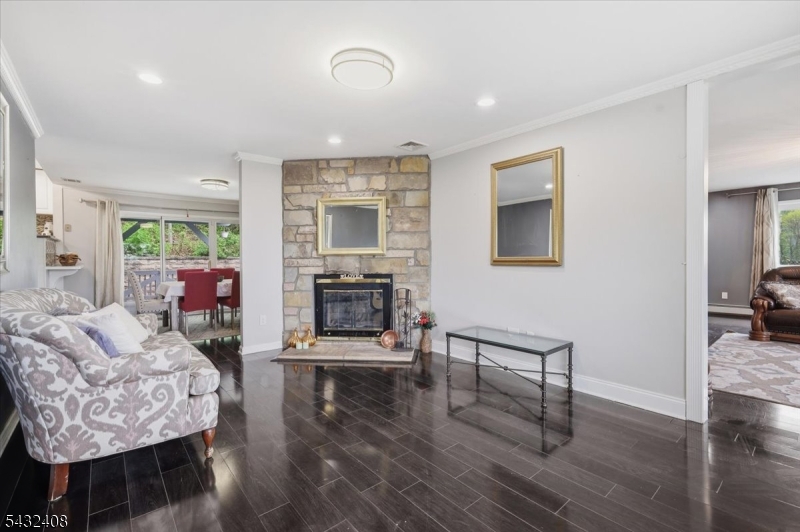 112 Knob Hill Road Washington NJ 07840