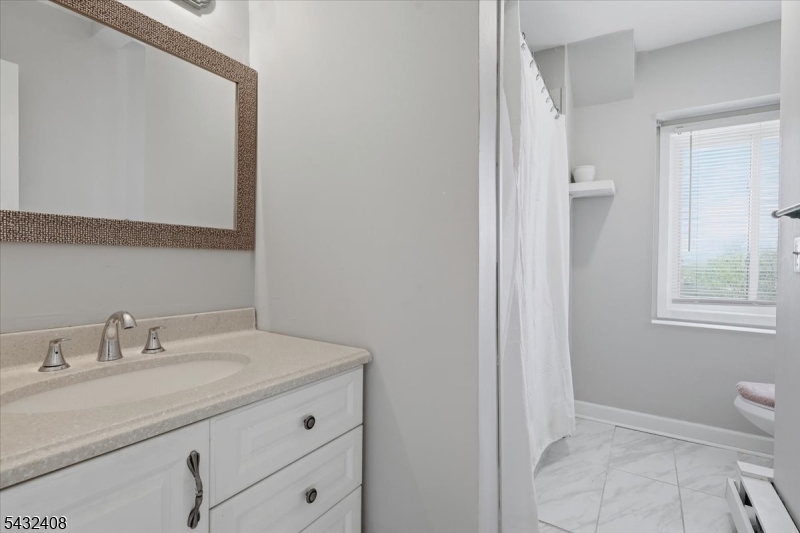 112 Knob Hill Road Washington NJ 07840