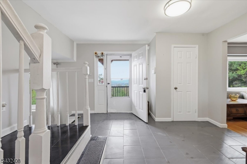 112 Knob Hill Road Washington NJ 07840
