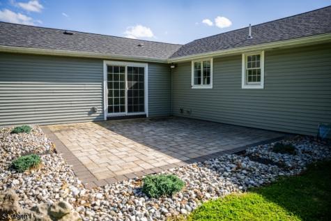 6 Hillside Lane Holland NJ 08848