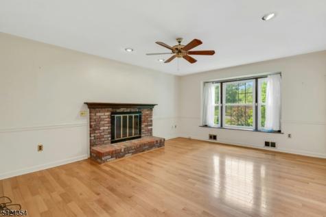 24 Stockade Road Warren NJ 07059