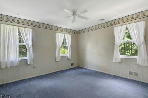 24 Stockade Road Warren NJ 07059