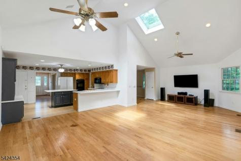 24 Stockade Road Warren NJ 07059