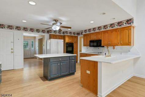 24 Stockade Road Warren NJ 07059