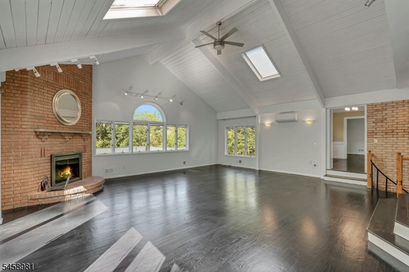 15 Sandalwood Drive Warren NJ 07059