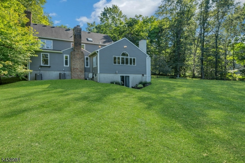 15 Sandalwood Drive Warren NJ 07059